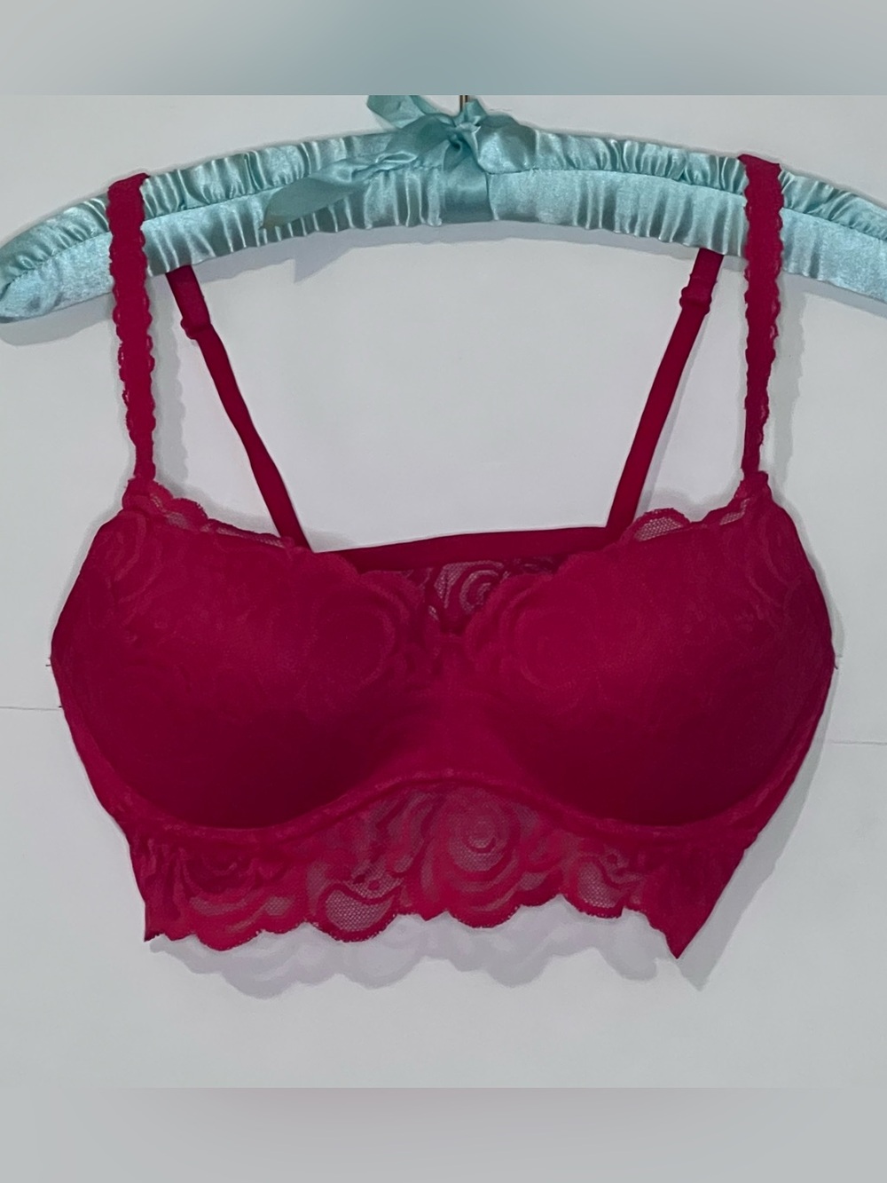 Pink Victoria’s Secret Lace Bralette Size Medium Padded Underwire Bra